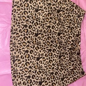 leopard print playboy x pacsun mini skirt!🐰🐆🤎